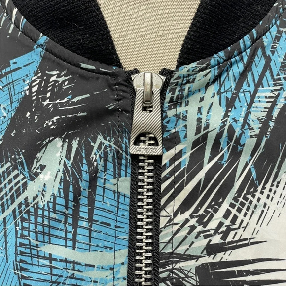 GUESS Venice Island Tropical Bomber Jacket sz LG - Picture 13 of 16